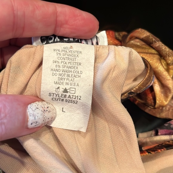 Tie Dye Stretchy Racer Back Tank Top - Picture 9 of 9